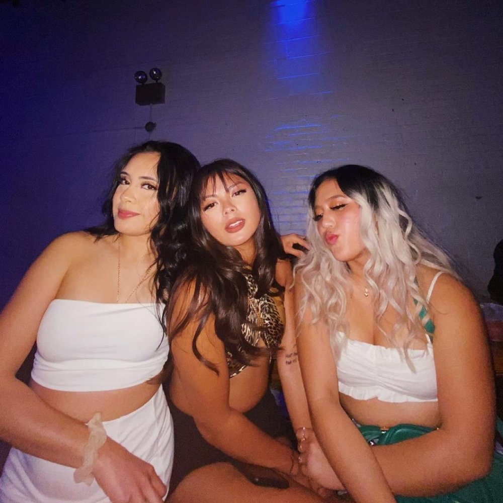 Meet your Posher, Daphne